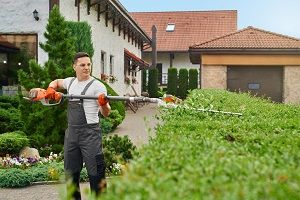 Artisans : quels vêtements pour travailler en été ?